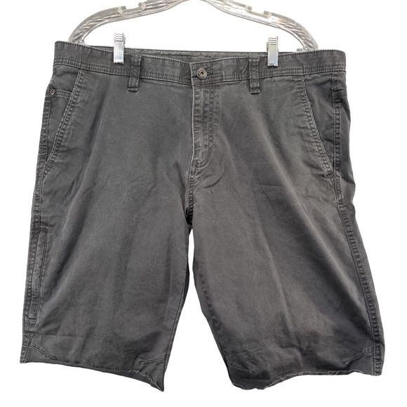 Weatherproof Mens Cut Off Chino Shorts Gray Size 38 Pockets Belt Loops - Picture 1 of 11